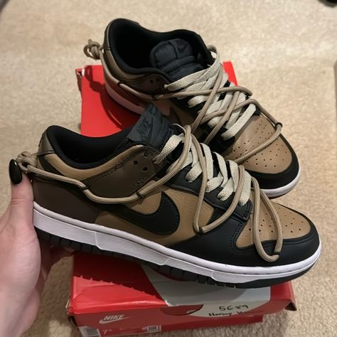 Honey weave custom dunks size 7.5 Custom Dunks, Honey, Weaving, Size 7, Nike, Plus Fashion, Closet, Fashion Trends, Fashion Tips