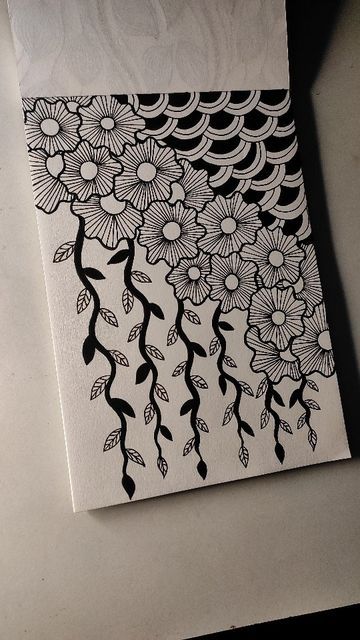 Spiritual Doodles Art Journaling, Black Sketchbook Drawing, Sharpie Art Ideas, Doodling Tutorial, Art Deco Tattoo, Doddle Art, Zen Doodle Patterns, Zentangle Artwork, Easy Love Drawings