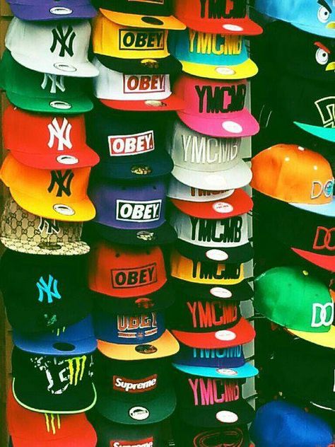 gorras Streetwear Culture, Dope Hats, Accessoires Iphone, Prom Accessories, Snapback Caps, Love Hat, The Perfect Guy, Cool Hats, Snap Backs