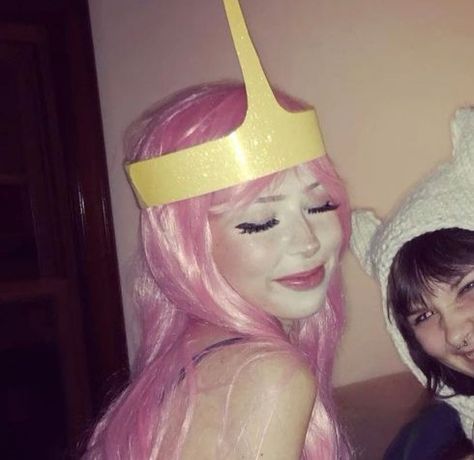 princess bubblegum and finn costume from adventure time matching pfp Adventure Time Halloween Pfp, Matching Adventure Time Pfp, Finn Adventure Time Pfp, Princess Bubblegum And Finn, Princess Bubblegum Pfp, Adventure Time Matching Pfp, Finn Costume, Finn And Princess Bubblegum, Adventure Time Pfp