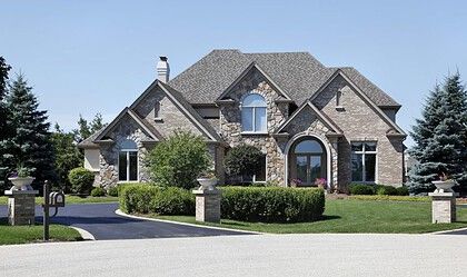 Brick And Stone Exterior Combinations, Exterior Siding Options, Ceramic Roof Tiles, Stucco Siding, Stone Exterior Houses, Brick Siding, Cedar Roof, Stone Exterior, Stone Siding