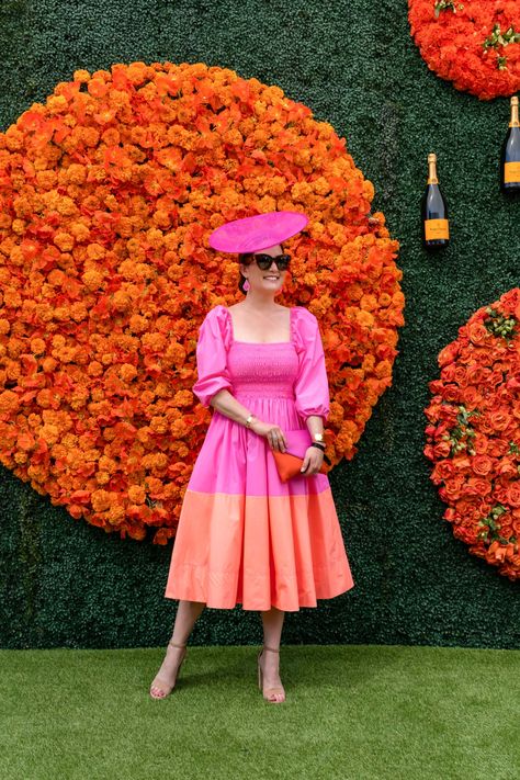 A Recap of the Veuve Clicquot Polo Classic 2021 - Style Charade Melbourne Cup Dresses, Derby Dresses, Launch Event Ideas, Rosé Suit, Veuve Cliquot, Veuve Clicquot Polo Classic, Outdoor Backdrops, Derby Fashion, Will Rogers