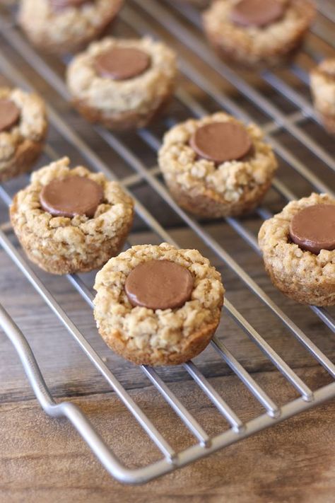 Rolo Oatmeal Cookie Cups