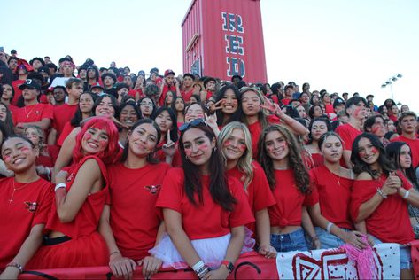 Usa Football Theme Outfit Highschool, Red Out Football Game, Red Out Football Game Outfit Highschool, American Theme Football Game, Game Day High School, Friday Night Lights Theme, Spirt Days Ideas Highschool, School Spirit Outfit, Spirit Week Themes