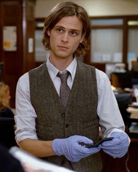 Spencer Reid Photos, Spencer Reid Style, Season 2 Spencer Reid, Spencer Reid Boyfriend Material, Criminals Minds Spencer Reid, Spencer Reid Funny, Spencer Reid Outfit, Spencer Reid Season 1, Spencer Reid Fanart