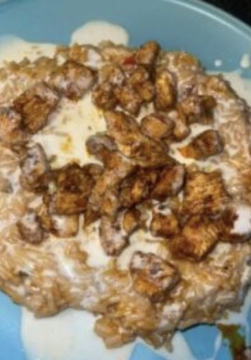 Floppy Bird Dinner – Tnextrecipes Mexican Style Rice, White Cheese Dip, Cheesy Chicken Rice, White Queso, Cheesy Rice, Enchilada Casserole Recipes, Dump Meals, Queso Cheese, Cheesy Chicken