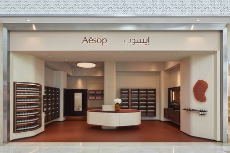 Aesop Abu Dhabi Store 2 — Oculis Project Aesop Store, Pharmacy Design, Retail Store Interior, Showroom Interior Design, Retail Interior, Store Design Interior, Store Interior, Shop Interiors, Display Design