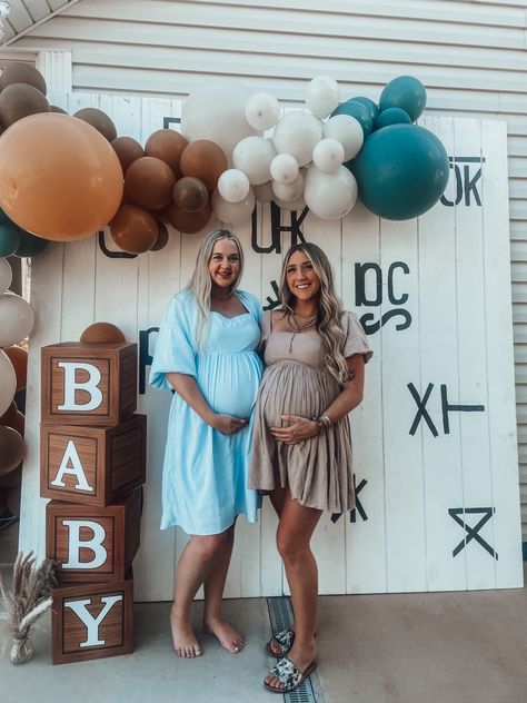 Western Gender Reveal Outfit, Maternity Outfits Western, Western Baby Shower Outfit, Pregnant Western Outfits, Western Pregnancy Outfits, Western Maternity Outfits, Pregnancy Fits, Gender Reveal Outfit, Shower Photography