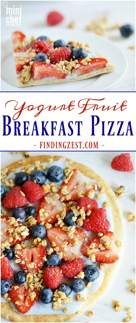 Yogurt Fruit Breakfast Pizza Breakfast Fruit Pizza, Bake Breakfast, Pizza Sugar Cookie, Breakfast Pizza Recipe, Fruit Pizza Recipe, Yogurt Breakfast, Baked Fruit, Recetas Keto, Fruit Pizza