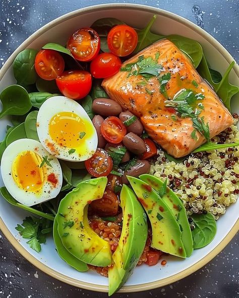 Chef skinny taste Recipes | 🥗 Salmon Avocado Power Bowl | Facebook Grilled Salmon Bowl, Salmon Meatballs, Keto Salmon, Recipes Salmon, Smoothie Recipes For Kids, Cooked Quinoa, Power Bowl, Salmon Bowl, Salmon Avocado