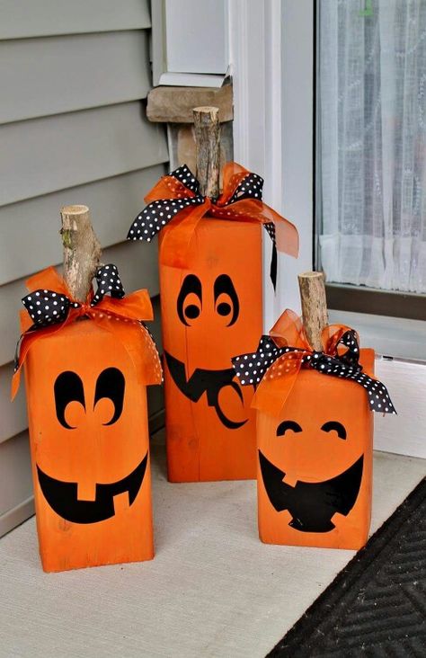 2x4 Wood Crafts, Halloween Signage, Easy Halloween Craft, Diy Halloween Crafts, Halloween Craft Ideas, Spooky Diy, Fall Wood Crafts, Halloween Wood Crafts, Easy Halloween Crafts