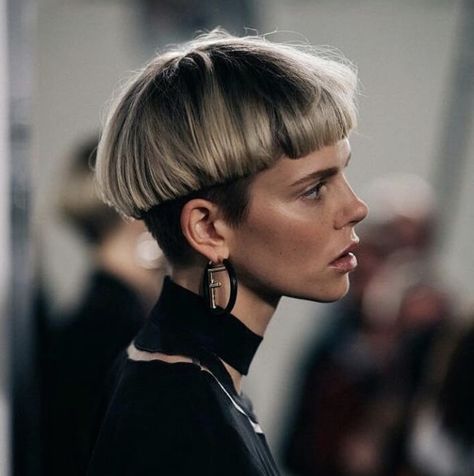 Pageboy Hairstyle, Pageboy Haircut, Bowl Haircuts, Tomboy Hairstyles, Girl Haircuts, Bowl Cut, Girl Short Hair, Short Bob Hairstyles, Short Hairstyles For Women