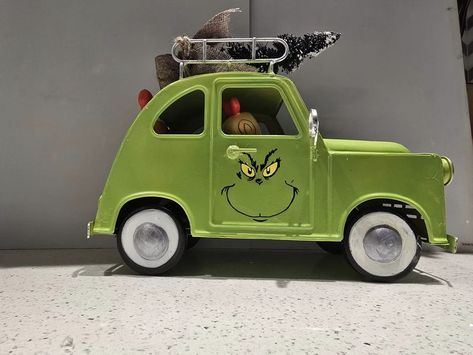 Grinch Truck, Diy Car, The Grinch, Grinch, Easy Hairstyles, Hairstyles, Christmas