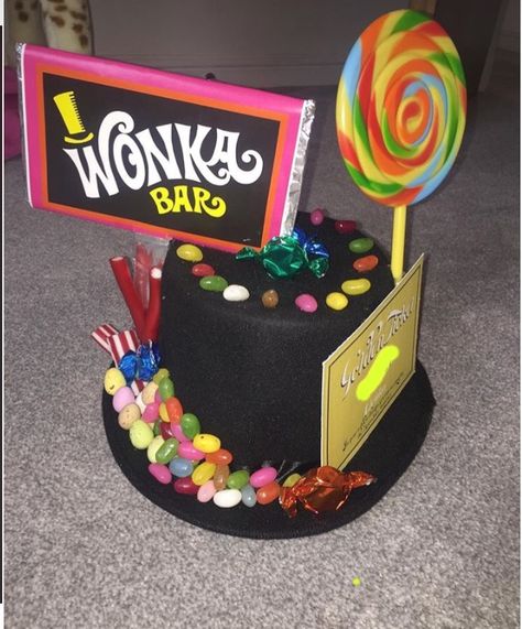 Willy Wonka Easter Bonnet Theme Hat Fancy Dress 🍭🍫🍬 Wacky Hats, Boys Easter Hat, Easter Bonnets For Boys, Gala Centerpieces, Wonka Chocolate Factory, Easter Bonnets, Wonka Chocolate, Crazy Hat, Easter Hat