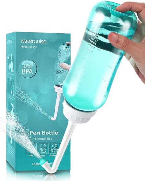 Natural and safe care for women of all ages-Perect for the gentle cleansing during your period.It is also suitable for the perineal care during and after pregnancy. The bidet is particularly gentle on the skin, which can be very sensitive and swollen, especially before and after childbirth. The PropoDusche Peri Bottle is a great option for mums-to-be who are no longer so flexible and for whom wiping with toilet paper is simply exhausting. Perineal Care, Peri Bottle, Portable Bidet, Nozzle Design, Postpartum Care, Postpartum Recovery, Squeeze Bottles, Elderly Care, Bidet Spray