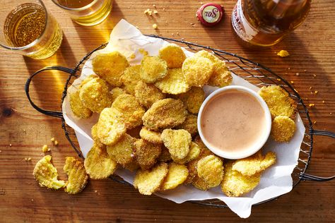 Fried Pickle Chips Recipe Fried Pickle Chips, Last Minute Appetizer, Southern Living Recipes, State Fair Food, Dill Pickle Chips, Roundhouse Kick, Pickle Chips, Fried Pickles, Chips Recipe