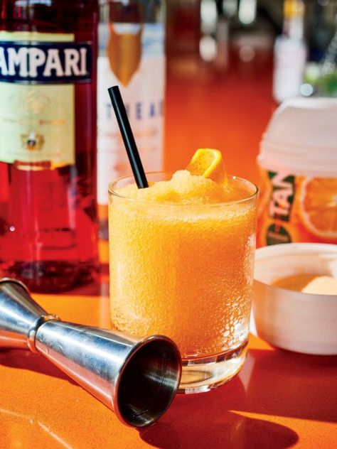 Rocket Booster - Vodka & Tang #cocktail Tang Drink, Campari Cocktails, Cocktail Food, Frozen Drink Recipes, Beach Drink, Moscow Mule Recipe, Beach Drinks, Beach Garden, Rum Drinks