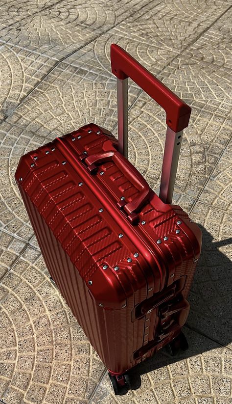 Red Suitcase Aesthetic, Red Suitcase, Red Luggage, Rimowa Luggage, Sleek Wardrobe, Premium Luggage, Travel Luggage Set, Luxury Luggage, Cute Luggage