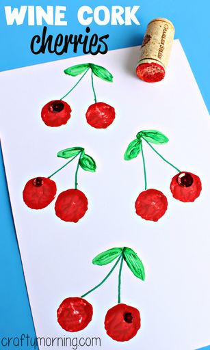 Easy Wine Cork Cherry Craft #Homemade cards #Kidscraft | CraftyMorning.com Cherry Craft, Cheap Art Projects, Fruit Crafts, Crafty Morning, Wine Cork Crafts, Kraf Diy, Project For Kids, Aktivitas Montessori, Daycare Crafts