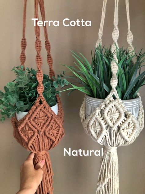 DIY Macrame Plants Hangers, Macrame Wall Hangings, Home Decor Hanging Plant Macrame, Plant Macrame, Simpul Makrame, Crochet Plant Hanger, Macrame Wall Hangings, Macrame Plant Hanger Patterns, Macrame Supplies, Diy Macrame Plant Hanger, Macrame Wall Hanging Patterns