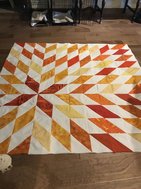 Forest Quilt, Half Square Triangle Quilts Pattern, House Quilt Patterns, Triangle Quilt Pattern, Bright Quilts, Half Square Triangle Quilts, Quilt Care, Star Quilt Patterns, Half Square Triangles