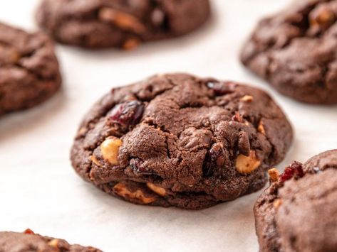 Cow Patty Cookies Recipe | Ree Drummond | Food Network Cow Patty Cookies, Cow Patties, Cow Pies, Pioneer Woman Ree Drummond, Cheap Clean Eating, Cowboy Cookies, Ree Drummond, Chocolate Pies, Dried Cherries