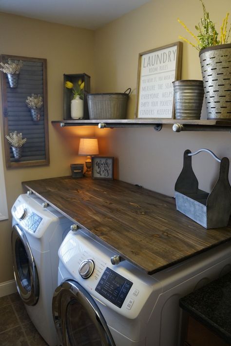 Rustic Renovations, Diy Farmhouse Decoration, Cocina Diy, Diy Rustic Home, Rustic Kitchen Island, Industrial Pipe Shelves, Laundry Room Diy, Pipe Shelves, Diy Laundry