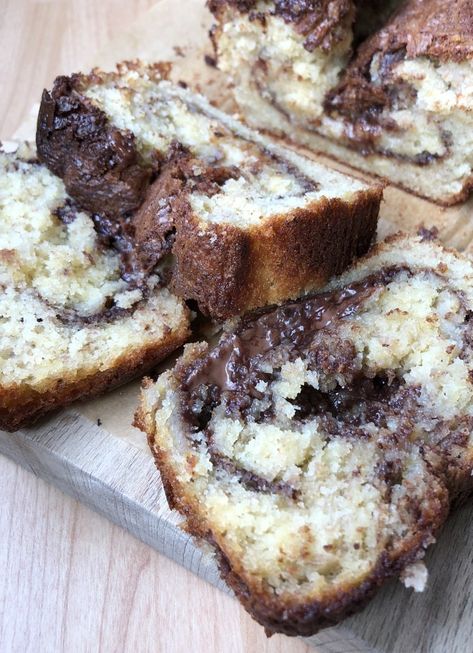 Banana And Nutella Cake, Nutella Banana Bread, Nutella Recipes Easy, Cinnamon Banana Bread, Nutella Desserts, Nutella Cake, Banana Nutella, Make Banana Bread, Nutella Recipes