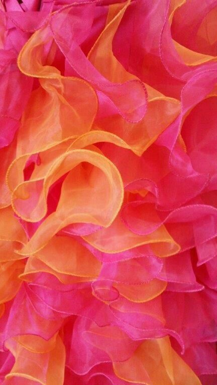 Wallpapers Rosa, Orange You Glad, Colorful Life, Rose Orange, Orange Aesthetic, Dresses For Girls, Orange Wallpaper, Bright Spring, Orange And Pink