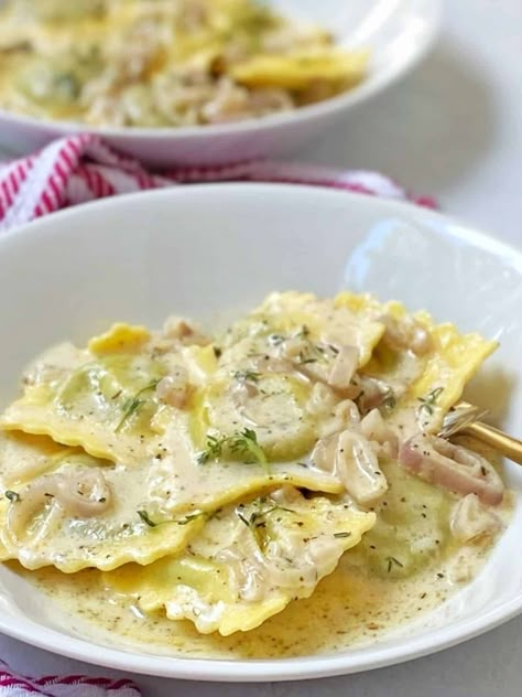 Easy Ravioli Sauce - My Casual Pantry Ravioli White Sauce, Chicken Ravioli Sauce Recipe, Light Ravioli Sauce, Beef Ravioli Sauce, Cheese Ravioli Sauce Recipe, Simple Sauce For Ravioli, Cream Sauce For Ravioli Recipe, White Sauce For Ravioli, Creamy Ravioli Sauce