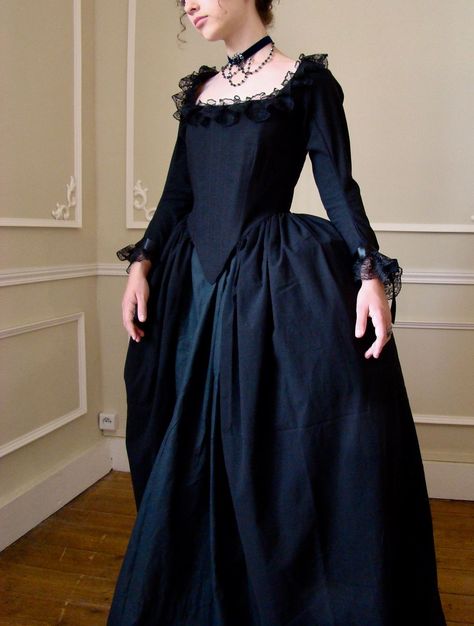 Rococo black dress with long sleeves Roccoco Dresses, Black Victorian Dress, Ethereal Fashion, Georgian Dress, Victorian Era Dresses, 1700 Fashion, Baroque Dress, Rococo Dress, 18th Century Dress