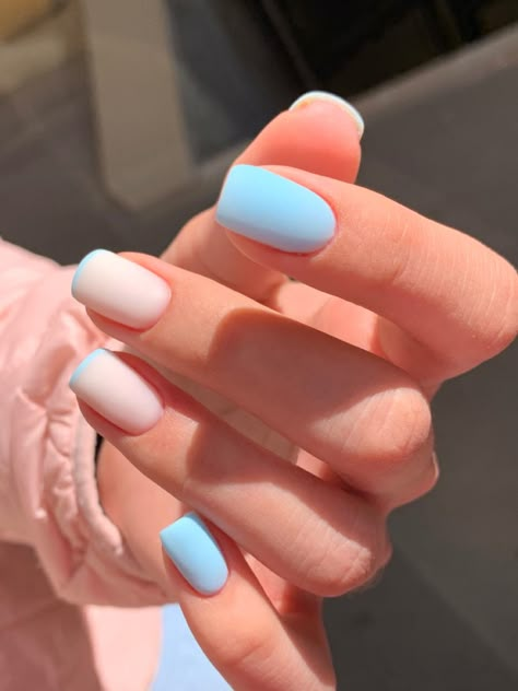 Blue Sky Nails Art Designs, Blue Sky Nails, Blue Shellac Nails, Sky Blue Nails, Blue Nail Color, Blue And White Nails, Sky Nails, Ideas Uñas, Nail Art At Home