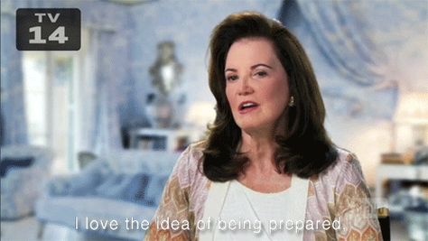 Two episodes into the second season of Southern Charm, one thing is as clear as Baccarat crystal: Spitfire Patricia Altschul steals the show. Bravo Quotes, Patricia Altschul, Southern Quotes, Southern Charm Decor, Charmed Tv, Andy Cohen, Queen Mum, Hello Honey, Lisa Vanderpump