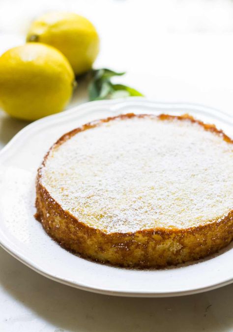 Lemon Ricotta Cake Recipes, Moist Lemon Cake Recipe, Oil Cake Recipe, Cafe Cakes, Ricotta Cake Recipes, Olive Oil Cake Recipe, Lemon Ricotta Cake, Lemon Olive Oil Cake, Moist Lemon Cake