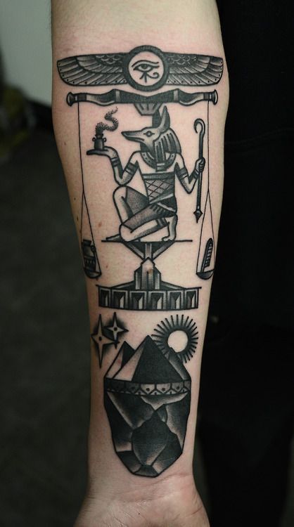 Anubis, weighing a heart against the feather of Maat, day and night over the pyramids | Philip Yarnell: Tato Mata, Tato Tradisional, Anubis Tattoo, Tattoo Dotwork, Libra Tattoo, Egypt Tattoo, Kunst Tattoos, Mythology Tattoos, Egyptian Tattoo