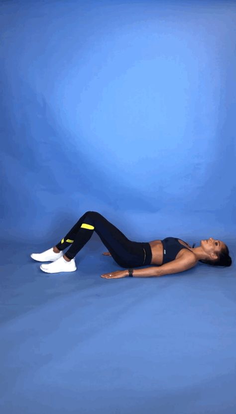 Heel Slides Exercise, Lower Back Exercise, Bbg Workouts, Back Exercise, No Equipment Ab Workout, Beginner Ab Workout, Post Pregnancy Workout, 7 Minute Workout, 15 Minute Workout