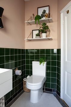 Setting Plaster, Small Downstairs Toilet, Green Tile Bathroom, Toilet Tiles, Toilet Room Decor, Small Toilet Room, Downstairs Toilet, Cottage Bathroom, Toilet Room