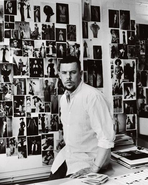 REMEMBERING OUR FRIEND, MENTOR AND THE FOUNDER OF THIS HOUSE, LEE ALEXANDER MCQUEEN. Mcqueen Poster, Alexander Mcqueen Aesthetic, Alexander Mcqueen Fashion, Mcqueen Fashion, Harper’s Bazaar, Scarf Design, Accessories For Men, Color Of Life, World Of Fashion