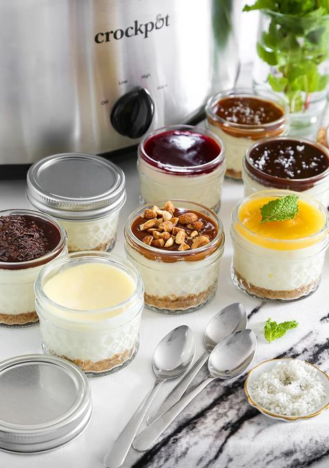 Slow Cooker Cheesecake in a Jar Cheesecake In A Jar Recipe, Cheesecake In A Jar, Cheesecake Mousse, Slow Cooker Desserts, Mini Treats, Small Desserts, Fudge Sauce, Single Serving, Meals In A Jar