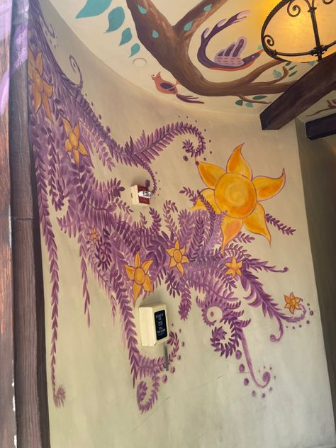 Tangled Room, Rapunzel Room, Tangled Aesthetic, Tangled Painting, Tangled 2010, Disney Room Decor, Rapunzel Tangled, Disney Rooms, Disney Wall