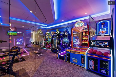 Arcade Room, Home Cinema Room, Game Room Basement, Arcade Game Room, Dream Mansion, House Games, Dream Life House, Mansion Interior, Dream House Rooms