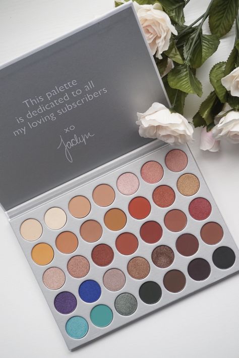 Jaclyn Hill Makeup Palette, Morphe Jaclyn Hill Palette, Jaclyn Hill Eyeshadow Palette, Morphe Eyeshadow Palette, Morphe Eyeshadow, Color Eye Shadow, Morphe Palette, Learn Makeup, Makeup Eyeshadow Palette