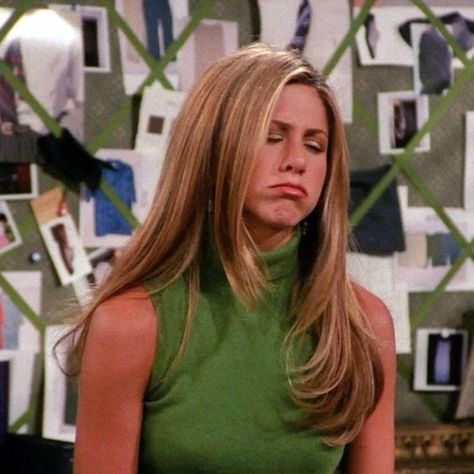 Rachel Green Hair, Quotes Girlfriend, Rachel Green Friends, Rachel Green Outfits, Rachel Friends, Jenifer Aniston, Jen Aniston, Friends Moments, Rachel Green