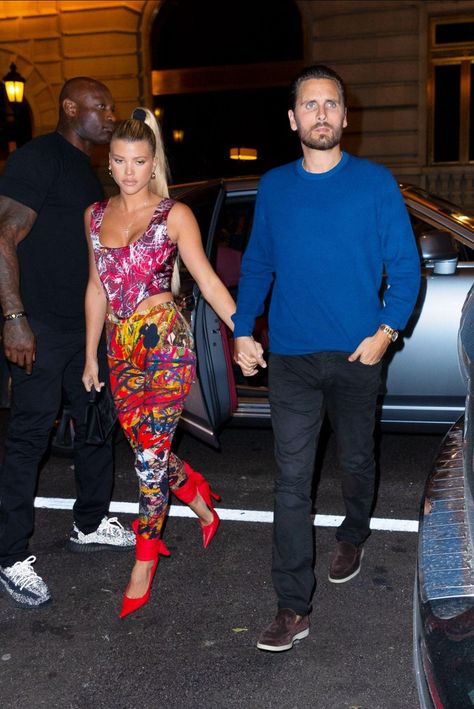 Sofia Richie & Scott Disick September 2019 Polo Bar, Sophia Richie, Disney Musical, Nice Fashion, Scott Disick, Emperors New Groove, Lizzie Mcguire, New Groove, Sofia Richie