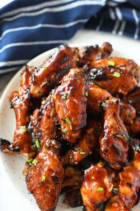 Easy Apricot Sticky Chicken Wings - Apricot Sticky Chicken Wings are a delicious finger-licking appetizer that is perfect for any gathering. Made with just 3 store-bought ingredient items, the sauce is sweet, sticky, and produces a sweet and savory wing. Perfectly crispy on the outside with a juicy center. This will be the shining star of your next party or get together! This post contains affiliate links. #apricotwings Wingette Recipes, Sticky Chicken Wings Recipe, Sticky Wings Recipe, Apricot Glazed Chicken, Sticky Chicken Recipe, Sticky Wings, Easy Chicken Wing Recipes, Sticky Chicken Wings, Glazed Chicken Wings