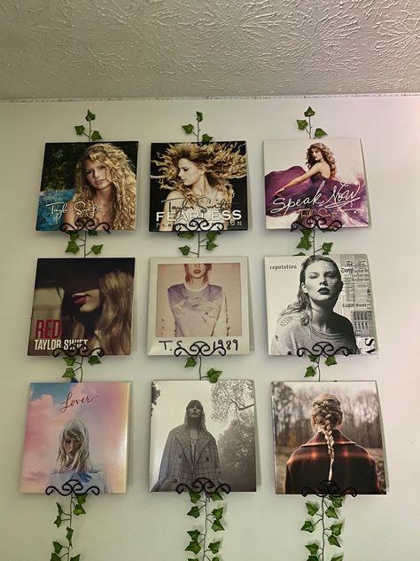 Taylor Swift Vinyl Wall Decor, Taylor Swift Album Covers Wall Decor, Taylor Swift Vinyl Room Decor, Taylor Swift Vinyls On Wall, Taylor Swift Vinyl Shelf, Taylor Swift Wall Bedroom, Taylor Swift Vinyl Display, Taylor Swift Display, Taylor Swift Themed Room Ideas