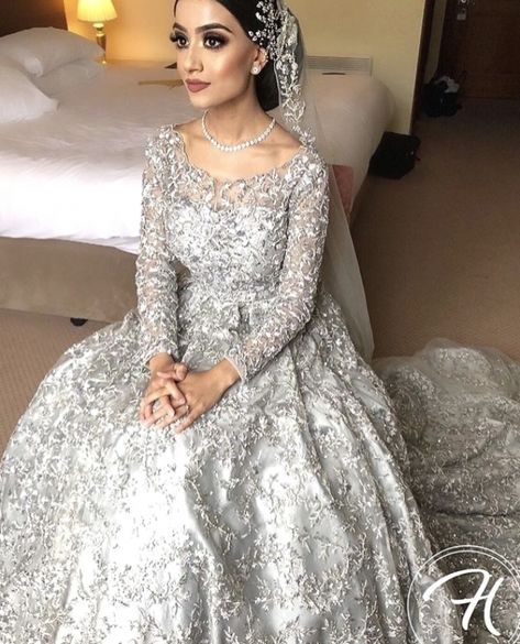 Wedding inspired #hairideas #hairstyles Grey Wedding Dress Pakistani, Grey Bridal Dresses, Waleema Hairstyles Pakistani, Grey Walima Dress, Valima Bridal Dress Pakistan, Grey Bridal Dress, Nikkah Wedding Dress, Walima Hairstyles, Walima Bride