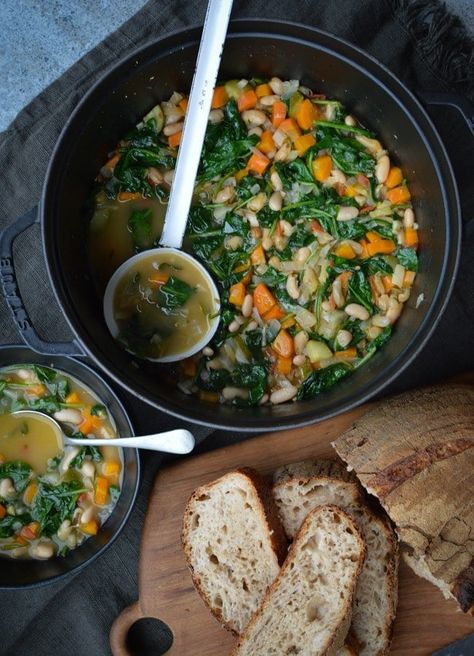 This Tuscan Vegetable Soup is a delicious, iron rich vegetarian meal. The cannellini beans and kale are great sources of iron. Iron Rich Soup, Iron Rich Soup Recipes, Tuscan Vegetable Soup, Iron Meals, Beans And Kale, Ckd Recipes, Rich Recipes, Main Salad, Tuscan Soup