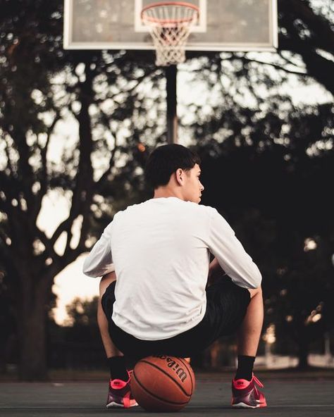 Jaythan Bosch, Basketball Motivation, Haircut Designs, Basketball Wallpaper, Favorite Pins, Basketball, Hair Cuts, Sports, On Instagram