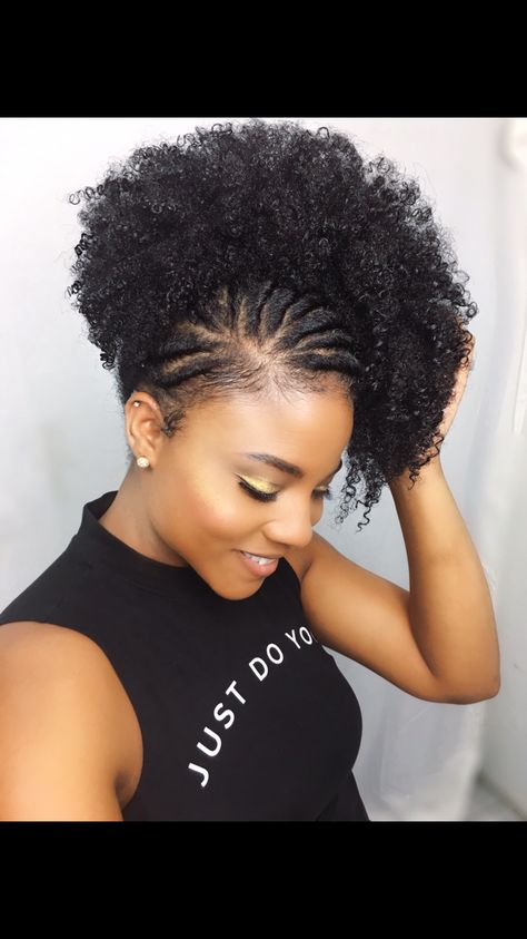 Pinterest: Nail Design Natural Hair Haircuts, Crochet Hairstyles, Natural Hair Twist Out, Tapered Natural Hair, Hair Bun Maker, Curly Crochet Hair Styles, Natural Hair Twists, Hair Twist Styles, Crochet Braids Hairstyles